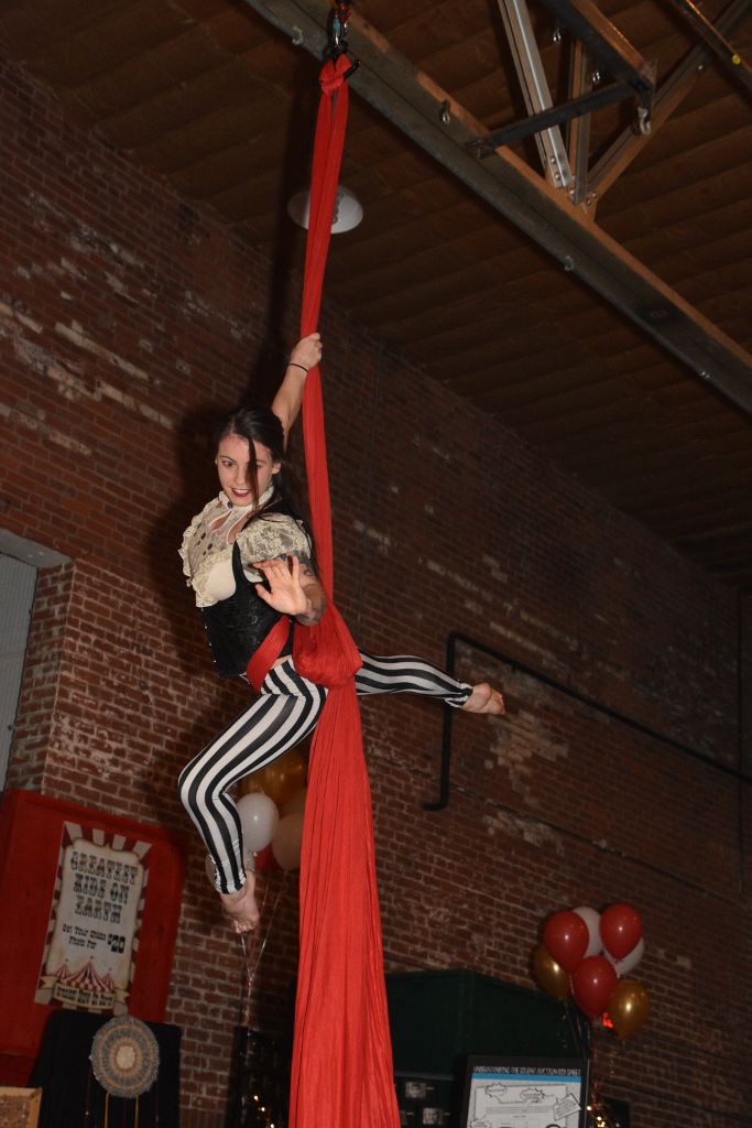 mds gala&mardigras2-22-20 223 (683x1024).jpg